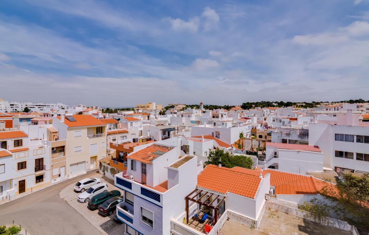 Loky - Near Quarteira Center Exterior foto